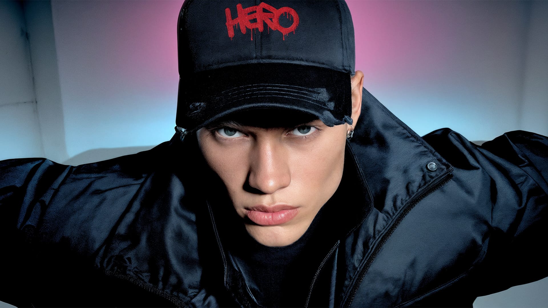 Hero Cap – minimal black cap designed for filmmakers and creatives