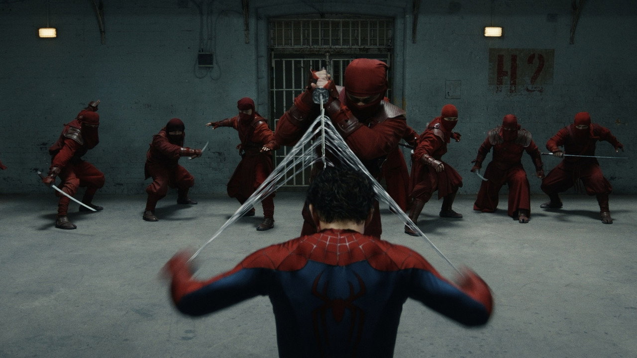 Spider-Man surrounded by red Hand ninjas in Spider-Man a brand new day